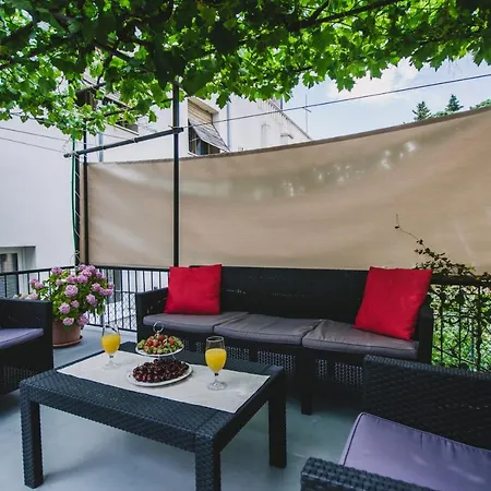 Lägenhet Marjan Hill 3-br Apt,5 Guests Private Garden Near Split