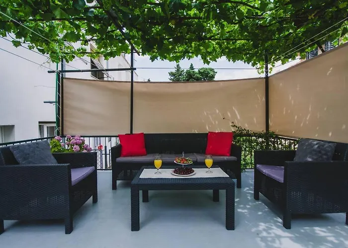 Lägenhet Marjan Hill 3-br Apt,5 Guests Private Garden Near Split